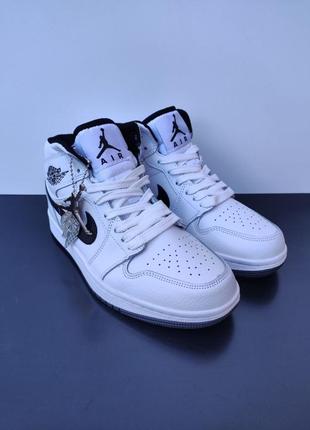 Nike air jordan 1 white black1 фото