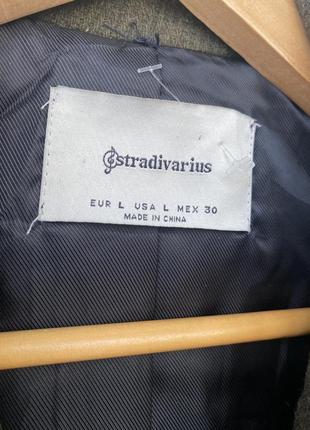 Дуже стильне пальто віддтінка олівка з вовною від stradivarius8 фото