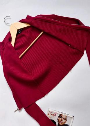 Женский красный базовый джемпер/кроптом в рубчик на молнии от бренда tally weijl3 фото