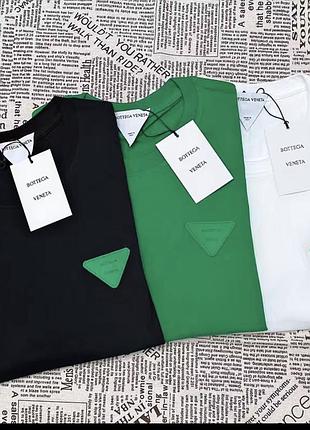 Футболка в тыле bottega