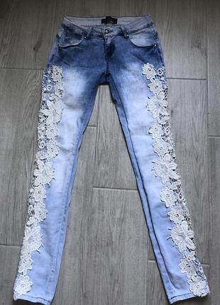 Джинсы realty