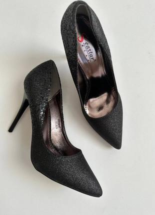 Туфли черные с блестками8 фото