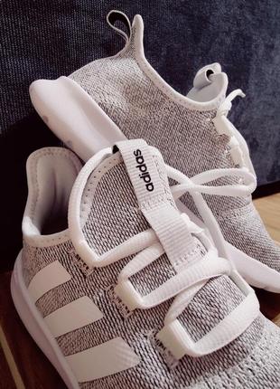 Женские кроссовки adidas оригинал5 фото