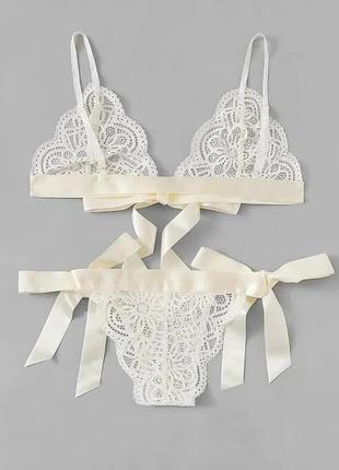 Комплект нижньої білизни