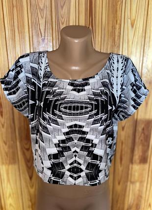Укорочённая футболка,графический принт,топ