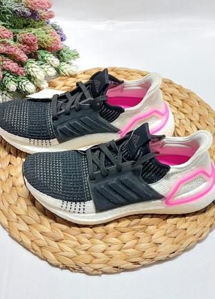 Кроссовки беговые adidas ultra boost🩷