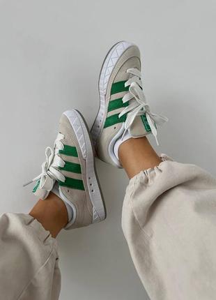 Стильные женские кроссовки adidas adimatic cream green premium бежевые с зелёным5 фото