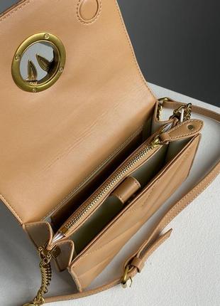Женская кожаная сумка mini love bag click big chevron beige6 фото