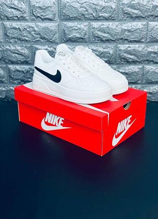 Женские кроссовки nike белые кеды найк