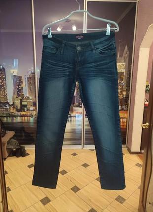 Очень классные узкие джинсы