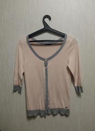 Женская кофточка