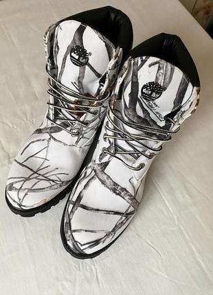 Нові, оригінал зимові камуфляжні черевики timberland - white out camo premium boots5 фото
