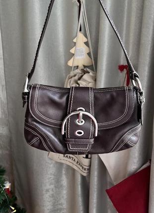 Сумка шоколадная багет винтаж кожа пряжка серебро coach