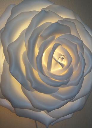 Светильник белая роза из изолона.
