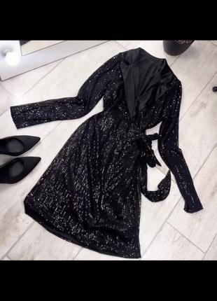 Сукня в блискітки