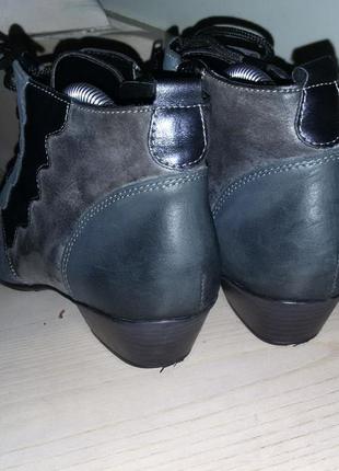 Кожаные утепленные ботинки бренда remonte размер 40 (26 см)5 фото