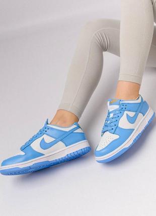 Чудові жіночі кросівки nike sb dunk low prm university blue yellow блакитні з білим та жовтим