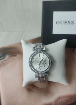 Жіночий наручний годинник guess silver страз