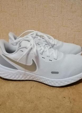 Кросiвки nike revolution 53 фото