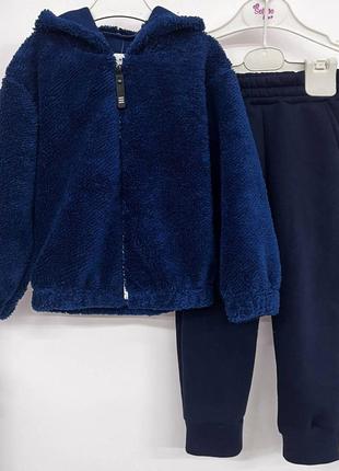 Очень теплый костюм для девочки
