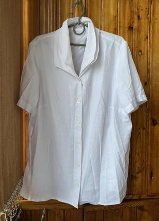 Блуза блузка сорочка жіноча літня біла оверсайз з коротким рукавом і подвійним коміром з розрізами збоку