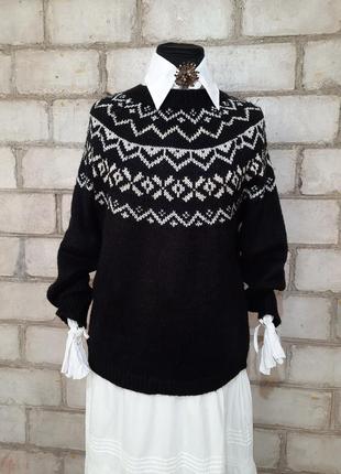 Стильный свитер с орнаментом скандинавский стиль
