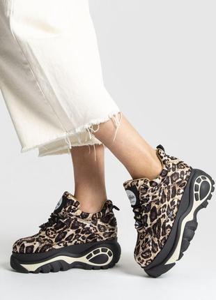Leopard print deals buffalo trainers