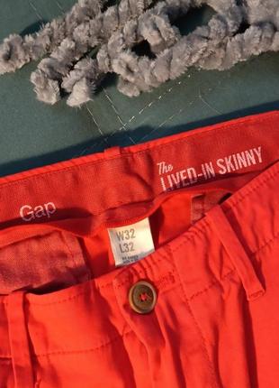 Gap lived-in skinny khaki червоні чоловічі брюки3 фото