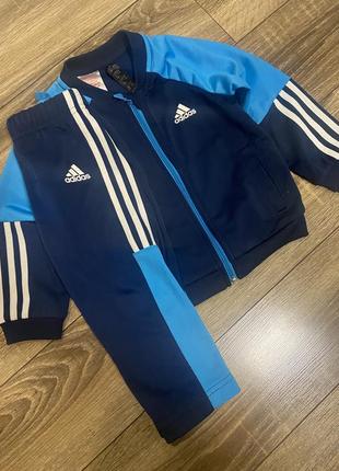 Спортивный костюм adidas для мальчика