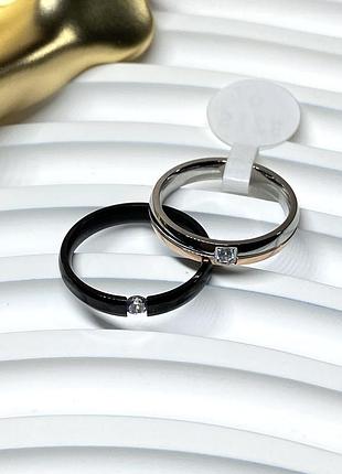 Минималистичные колечка с цирконом
