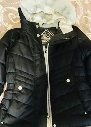 Зимняя куртка для девочки