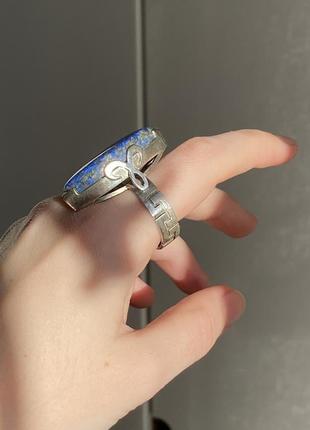 Массивная кольца 21-21.5 р с лазуритом с узором6 фото
