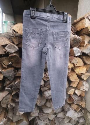 Серые джинсы на 5-6 лет 110-116 см джинсовые брюки брюки штанишки на девушку5 фото