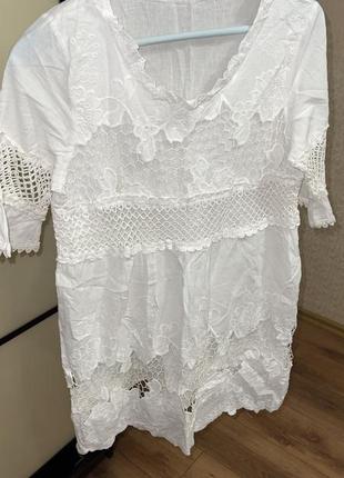 Біле плаття сарафан вільного крою сукня