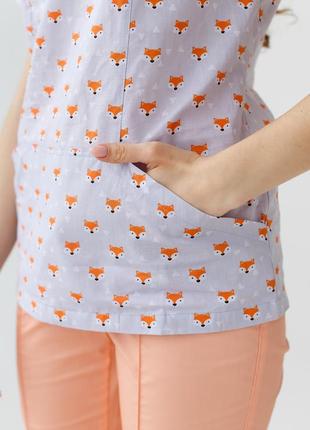 Медична сорочка жіноча топаз принт лисички персикові3 фото