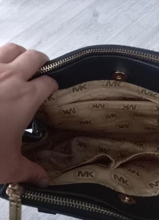 Сумка оригинальная сумка michael kors sutton из сапьяновой кожи черная10 фото