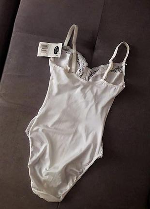 Шикарное корректирующее боди комбидресс на мягких чашках, утягивающее белье