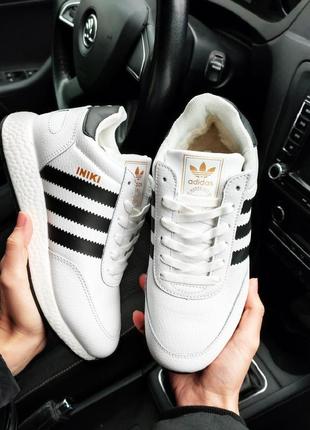 Жіночі зимові кросівки адідас adidas iniki білі (хутро)7 фото