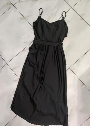 Длинное сатиновое вечернее чёрное платье сарафан rinascimento xs-s9 фото