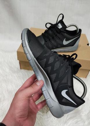 Бігові кросівки nike flex  розмір 40.55 фото