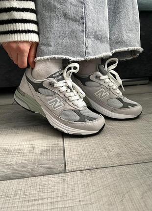 Отличные женские кроссовки new balance 993 light grey серые