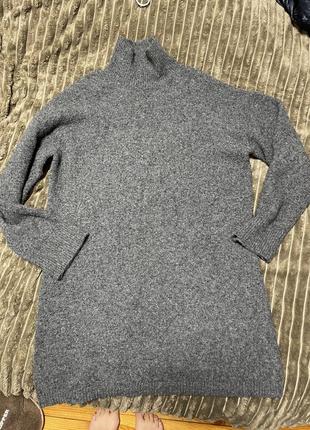 Трикотажное платье свитер