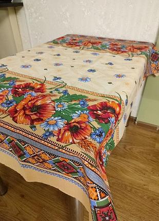 Льняная скатерть в украинском стиле есть разные размеры 110*150,180*150,150*220
есть разные орнаменты