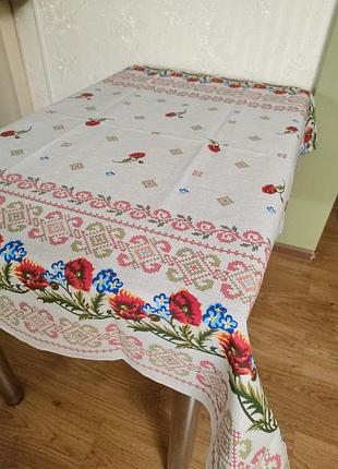 Льняна скатертина в українському стилі є різні розмірі 110*150,180*150,150*220
є різні орнаменти