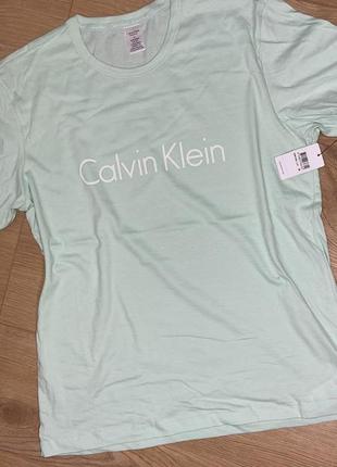Calvin klein оригинальная футболка оверсайз новая коллекция4 фото
