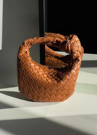 Премім сумка із натуральної шкіри бренд bottega veneta nappa intrecciato mini jodie caramel5 фото