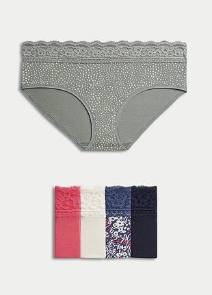 Набір жіночих трусів з мереживом 5 штук marks & spencer модель midi