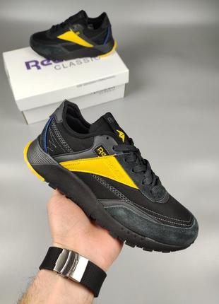 Reebok classic legacy black