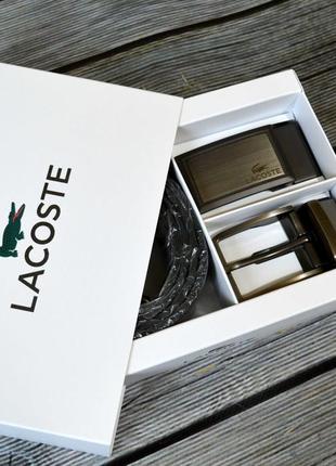 Кожаный ремень с двумя пряжками в стиле lacoste