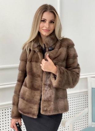 Розкішна норкова шуба автоледі